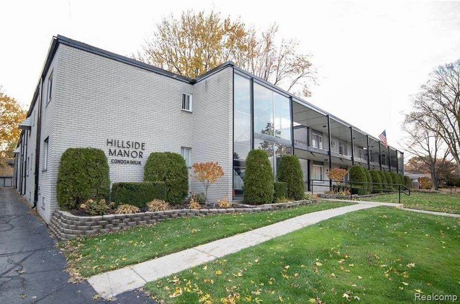 3421 Hillside Drive, 28, Royal Oak, MI 48073 — front exterior