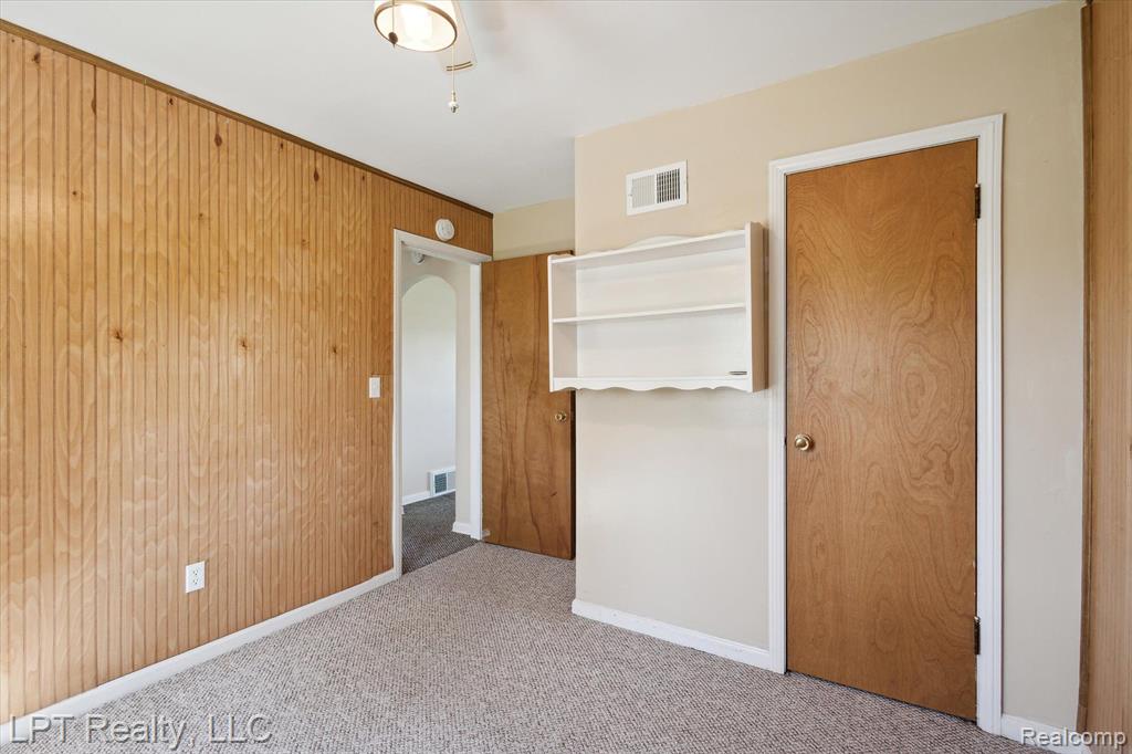 574 WILSON Avenue, Mount Morris, MI 48458 — Photo 9