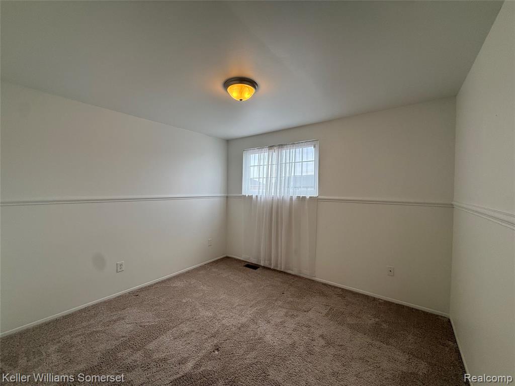 28423 Raleigh Crescent Drive, Chesterfield, MI — Photo 15