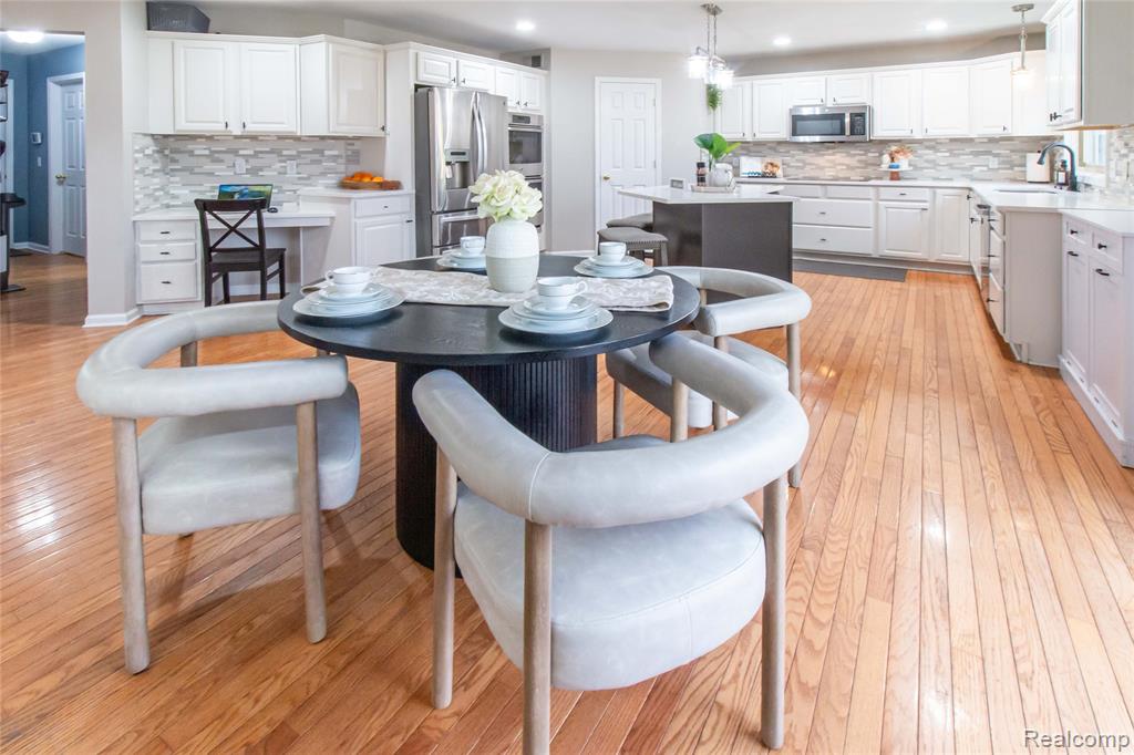 41240 Clermont Avenue, Novi, MI — Photo 28