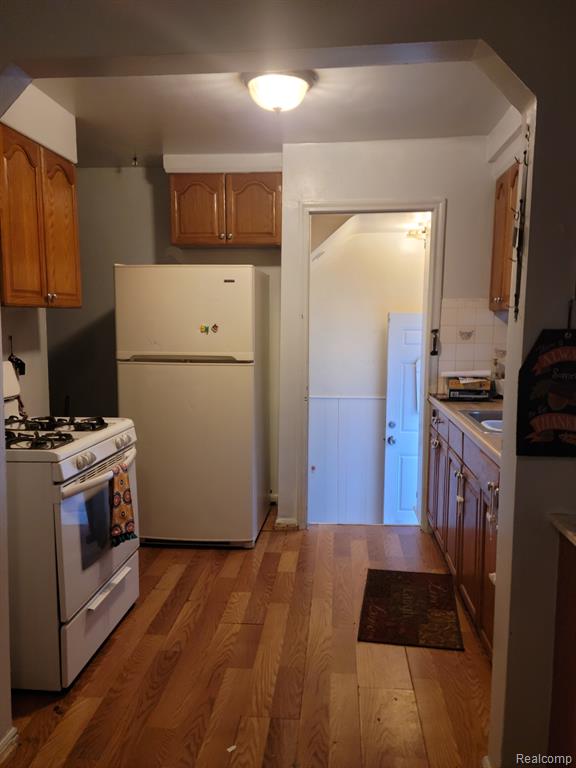 7637 LAMPHERE, Redford, MI 48239 — Photo 10