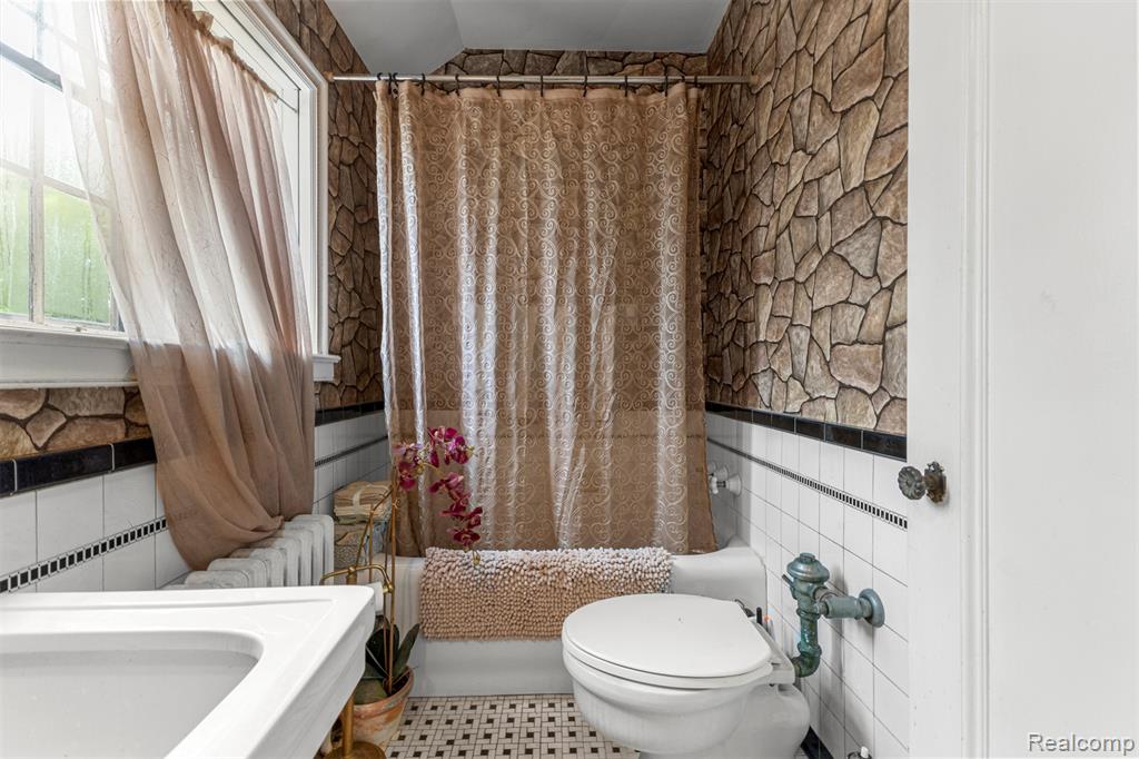 3001 Seminole Street, Detroit, MI 48214 — Photo 39
