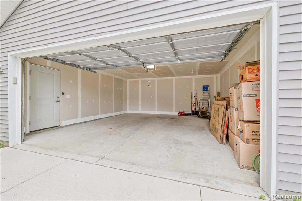 440 Livingston Street, Howell, MI 48843 — Photo 24