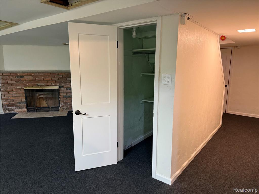 18141 Sunnybrook Avenue, Lathrup Village, MI 48076 — Photo 37