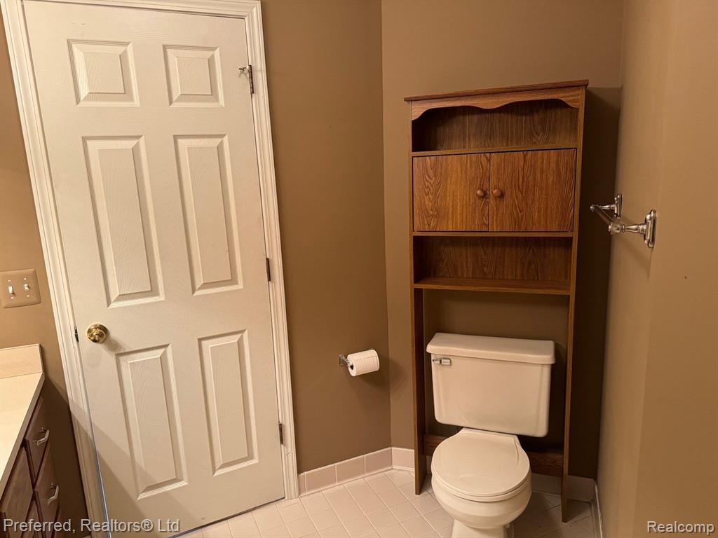 41946 SARATOGA Circle, Canton, MI 48187 — Photo 18