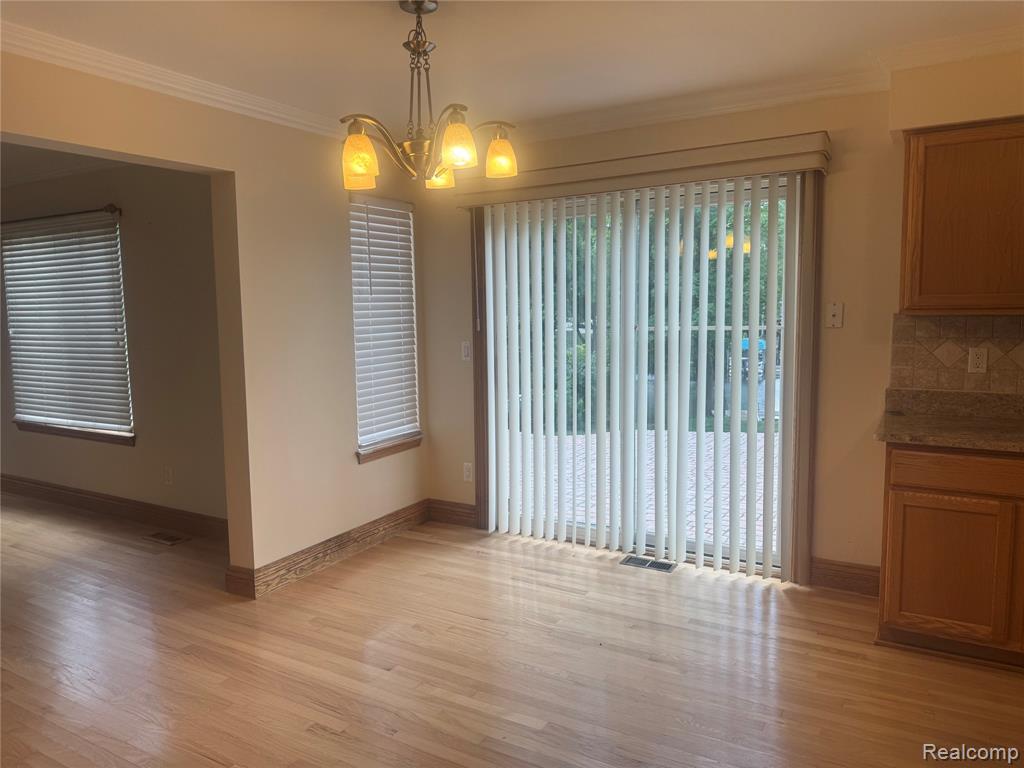 5245 Riverwalk Trail, Commerce Twp, MI 48382 — Photo 15