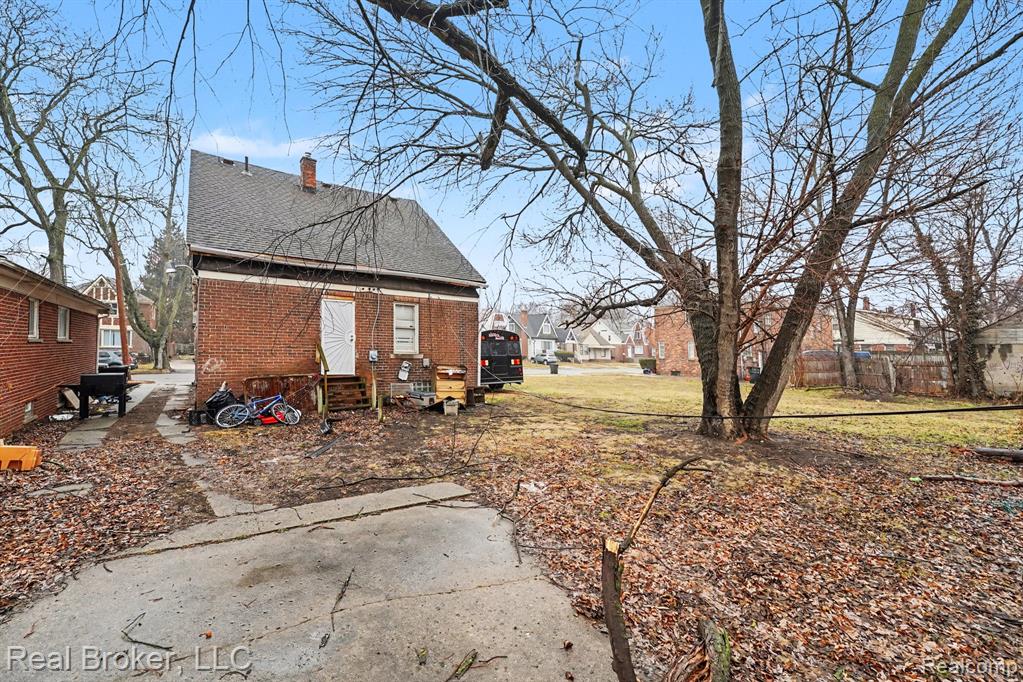 14848 Lesure Street - Photo 2