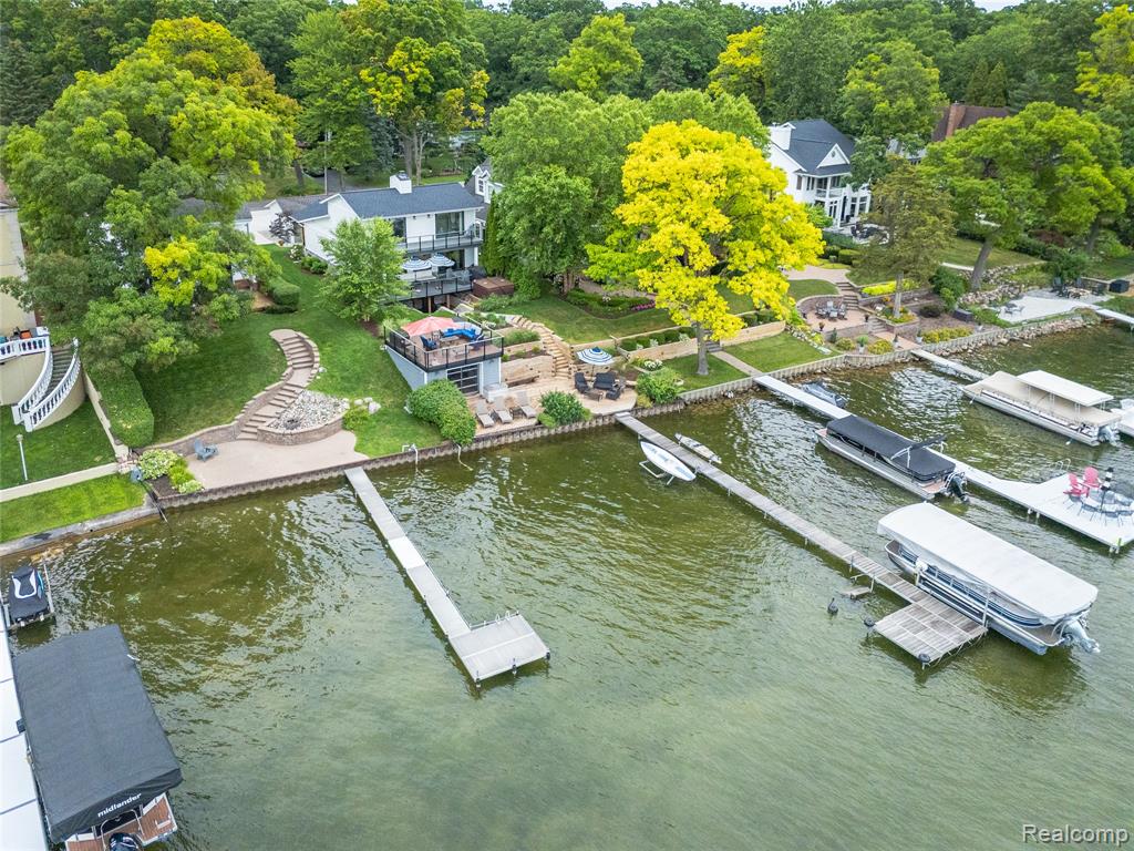 7107 Locklin Street, West Bloomfield, MI 48324 — Photo 44