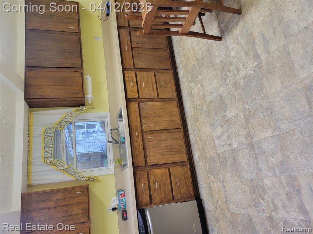 5415 Pine Knob Lane, Clarkston, MI — Photo 5