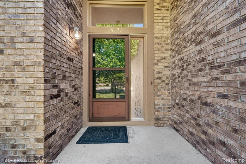 6172 Westbrooke Drive, West Bloomfield, MI — Photo 5