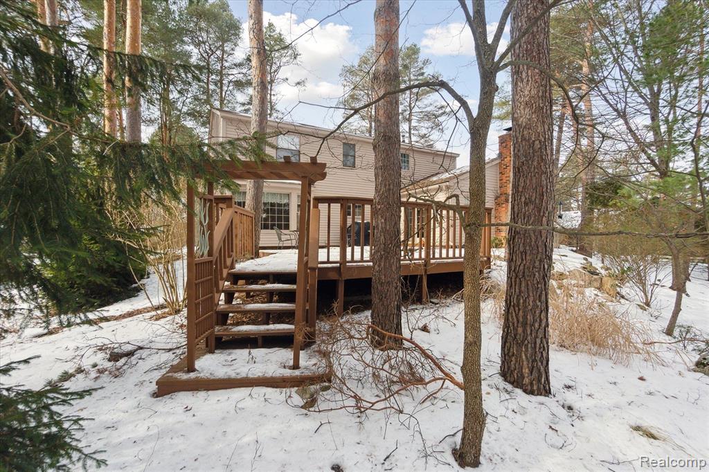 8150 FAWN VALLEY Drive, Clarkston, MI 48348 — Photo 43