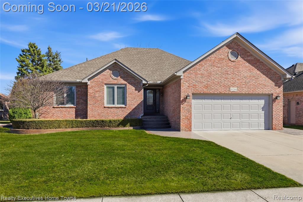 49266 Shenandoah Drive, Macomb, MI 48044 — Photo 2