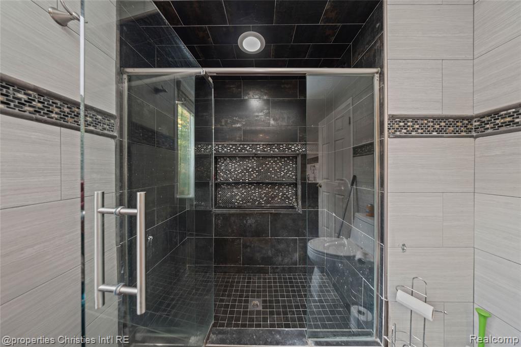7178 Heather Heath, West Bloomfield, MI — Photo 26
