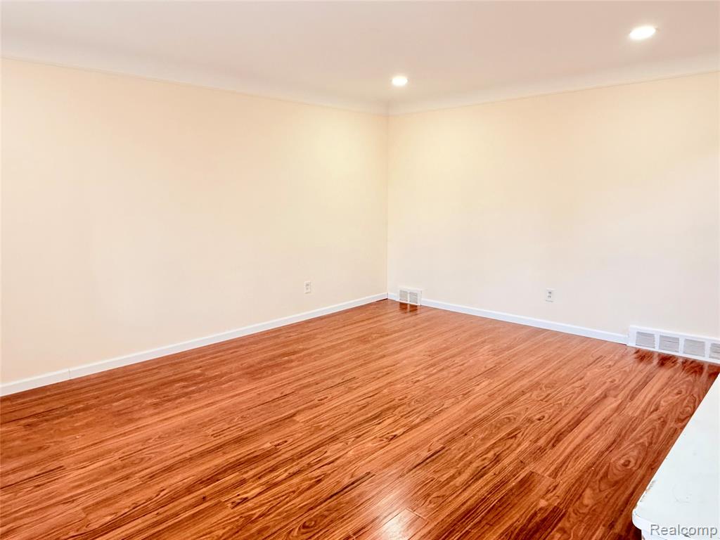 13325 Iowa Drive, Warren, MI 48088 — Photo 3