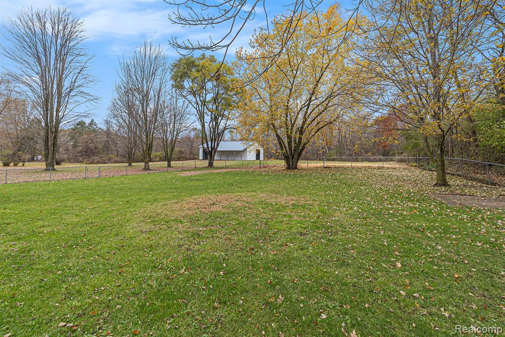 7135 Jordan Road, Grand Blanc, MI 48439 — Photo 27