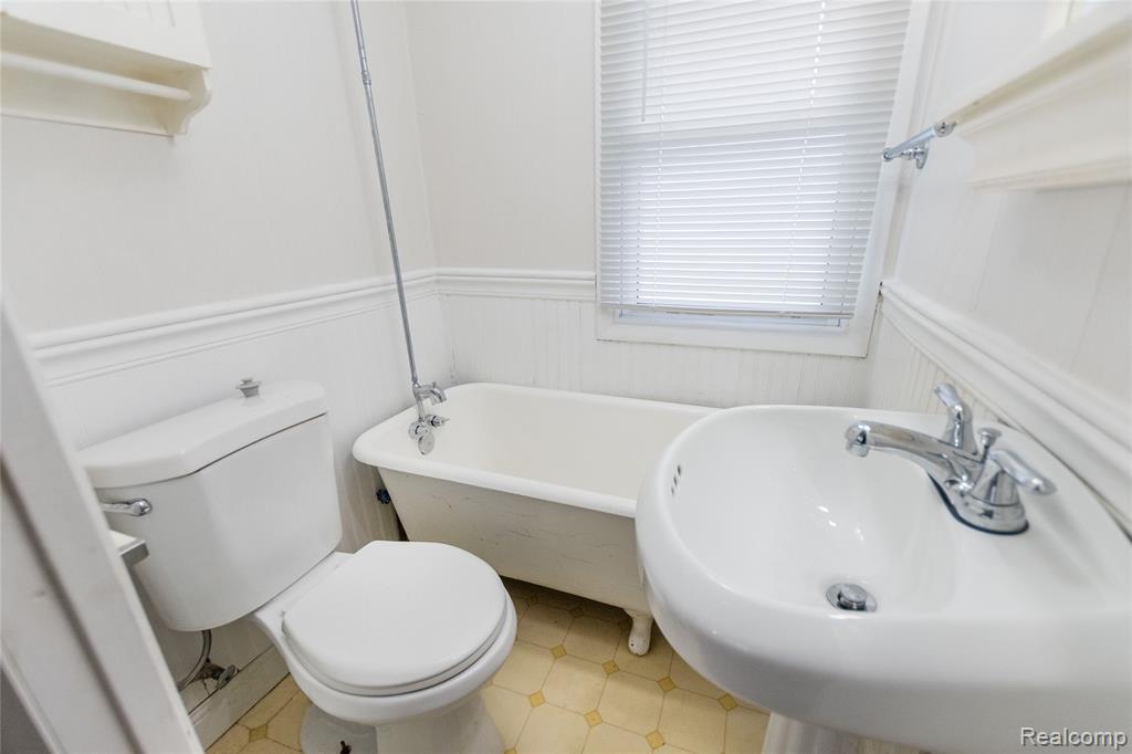 400 Josephine Avenue, Royal Oak, MI 48067 — Photo 8