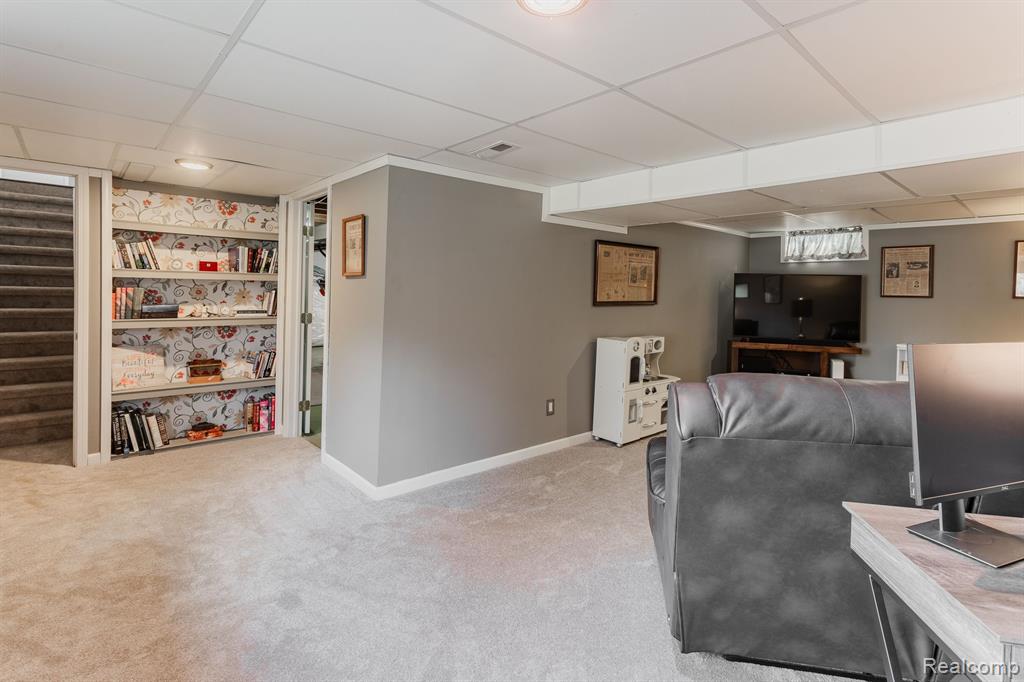 7660 MARSHALL Road, Dexter, MI 48130 — Photo 31