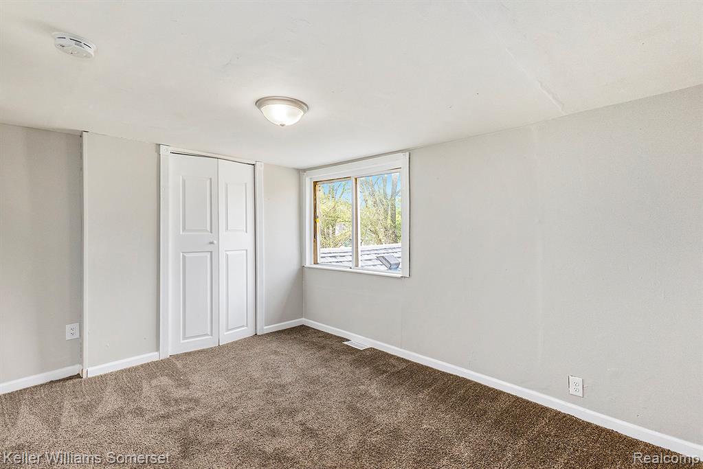 8427 Timken Avenue, Warren, MI 48089 — Photo 12