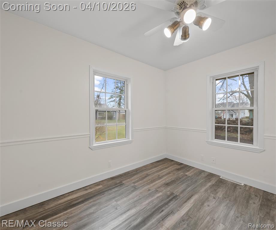9083 Pittsfield Street, Commerce Twp, MI 48382 — Photo 23