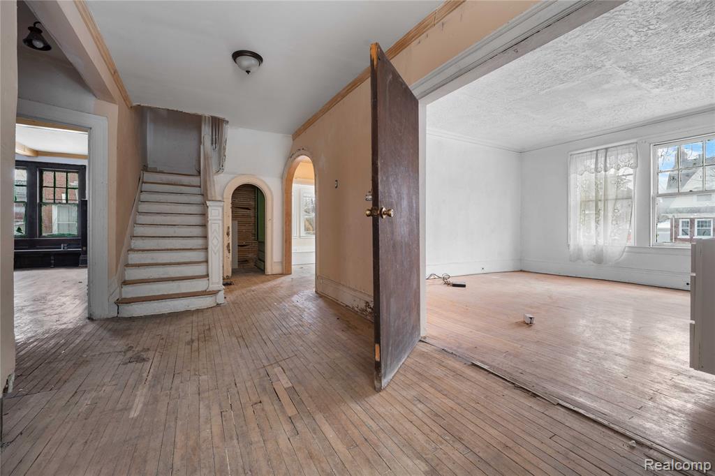 628 Taylor Street, Detroit, MI 48202 — Photo 25