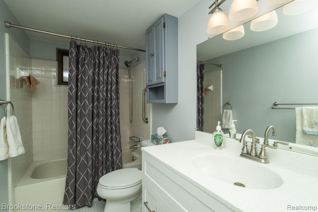 49213 KIMBERLY ANN Lane, Chesterfield, MI — Photo 13