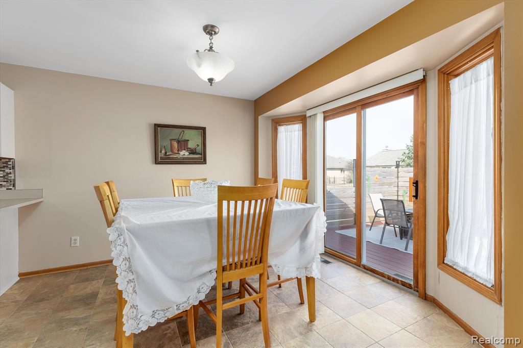 47172 Ellie Drive, Macomb, MI 48044 — Photo 10