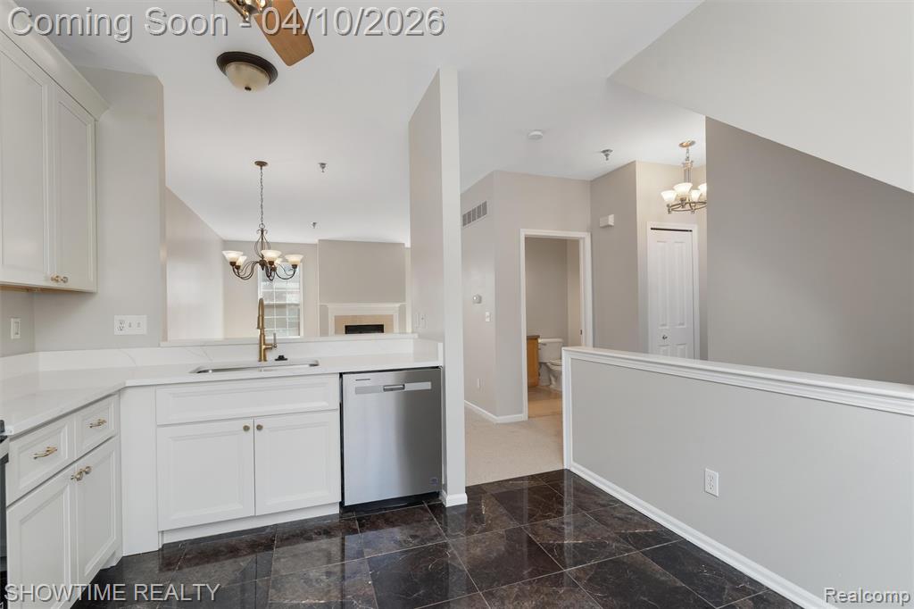 25457 Saint James, Southfield, MI 48075 — Photo 5