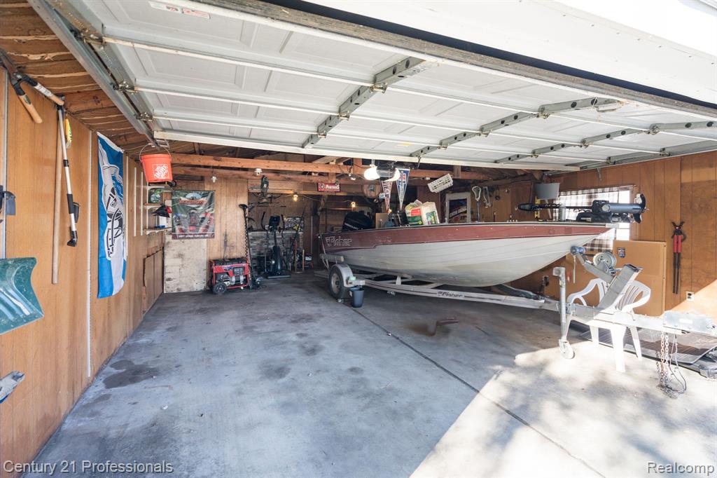 46759 Waco Street, Shelby Twp, MI 48317 — Photo 32