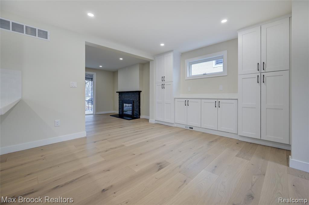 409 Baldwin Avenue, Royal Oak, MI 48067 — Photo 15