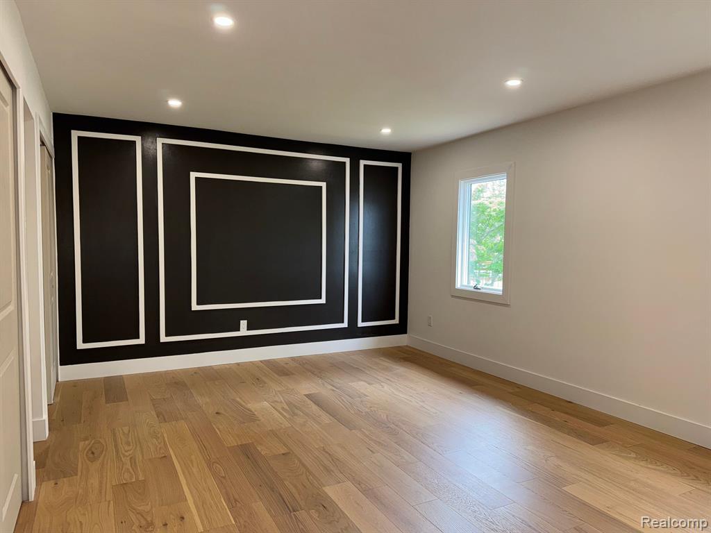 42811 WILMINGTON Drive, Sterling Heights, MI 48313 — Photo 12