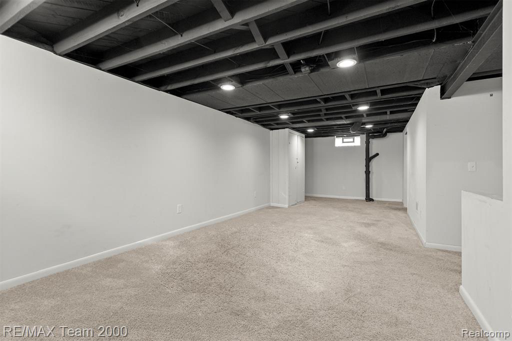 2076 Thomas Avenue, Berkley, MI 48072 — Photo 42