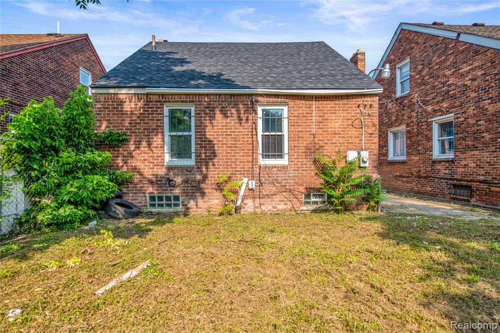 20441 Spencer Street, Detroit, MI 48234 — Photo 24