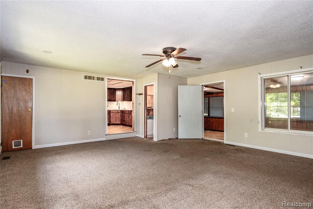 4169 N Belsay Road, Flint, MI 48506 — Photo 28