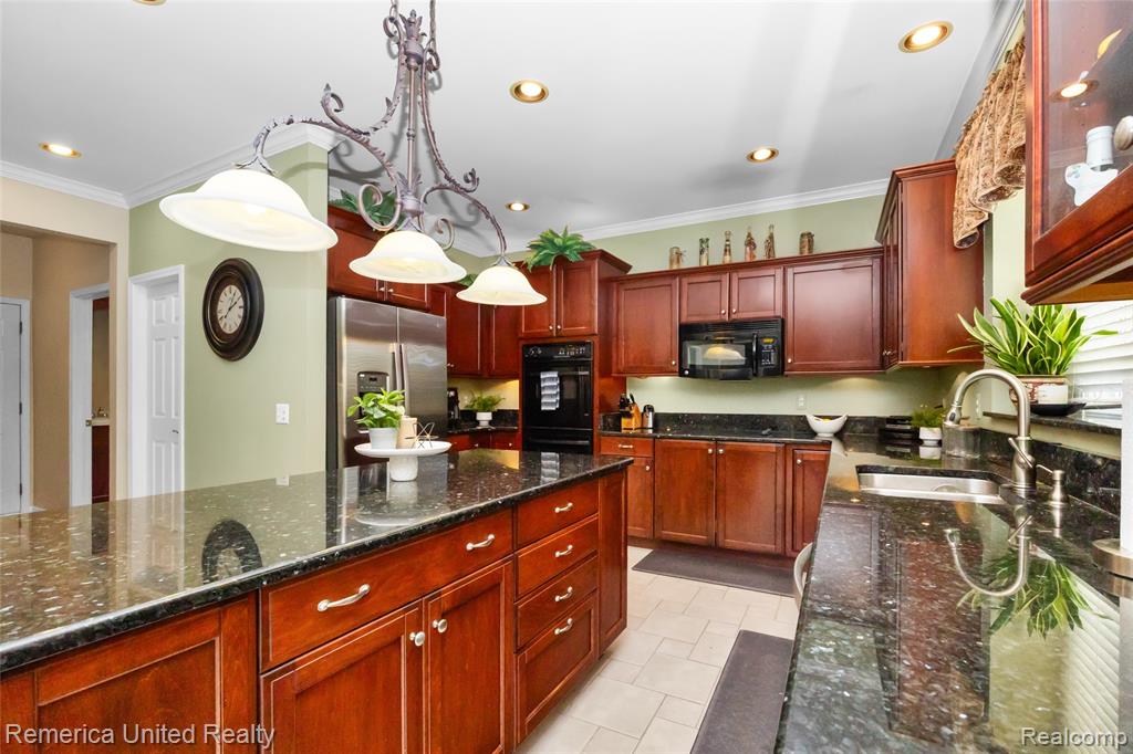 54501 Salem Drive, Shelby Twp, MI 48316 — Photo 18