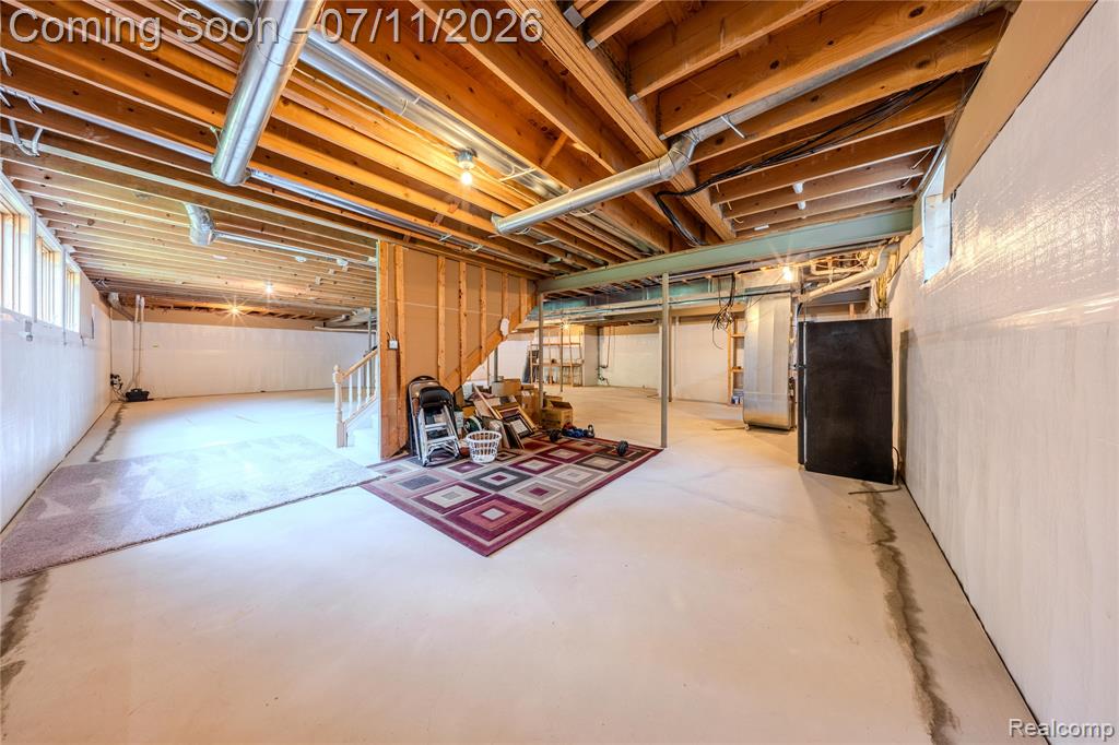 819 Majestic Drive, Rochester Hills, MI 48306 — Photo 36