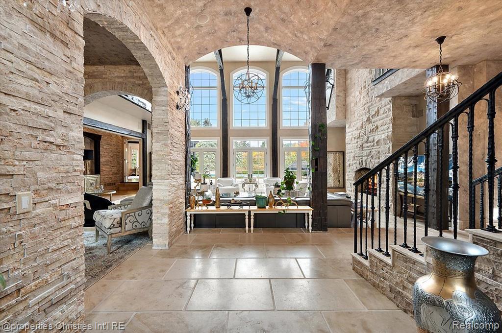 3701 Northwood, West Bloomfield, MI, 48324