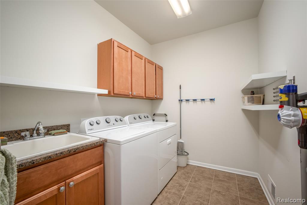 292 Bryce Court, Howell, MI 48843 — Photo 31
