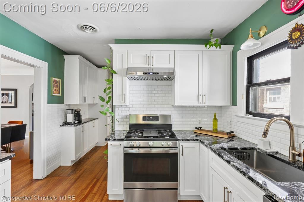 2239 Atkinson Street, Detroit, MI 48206 — Photo 15