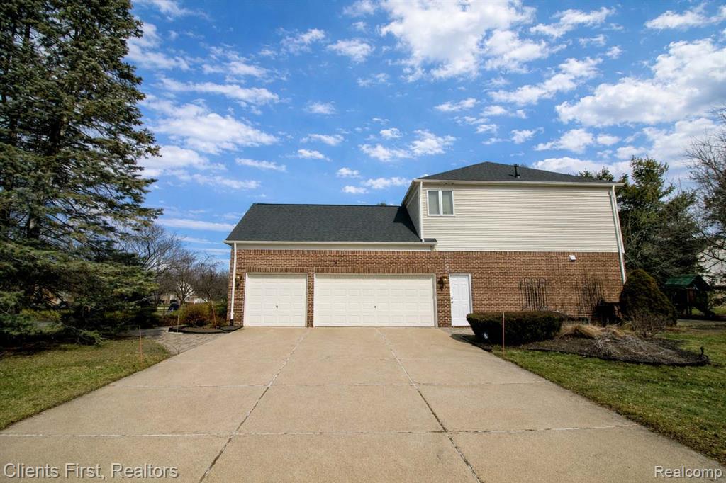 48318 Manhattan Circle, Canton, MI, 48188