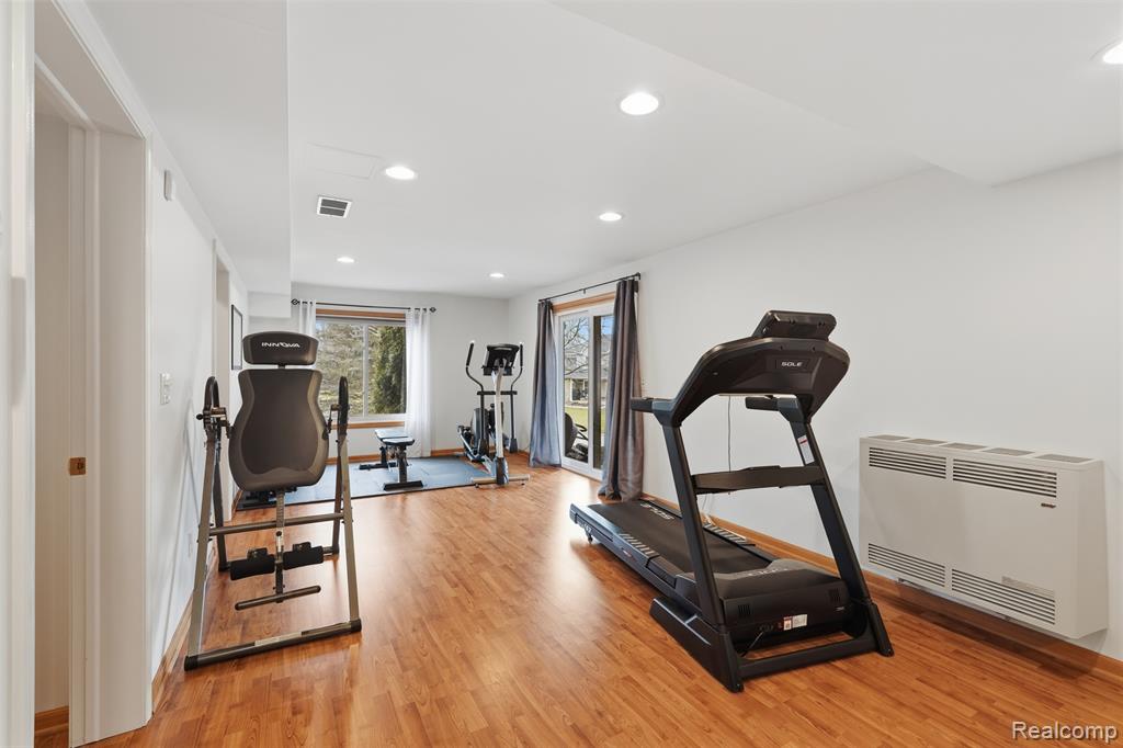 7288 Foxgate Drive, Brighton, MI 48116 — Photo 32