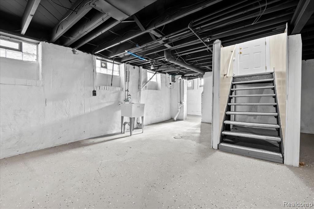 4323 Kensington Avenue, Detroit, MI 48224 — Photo 39
