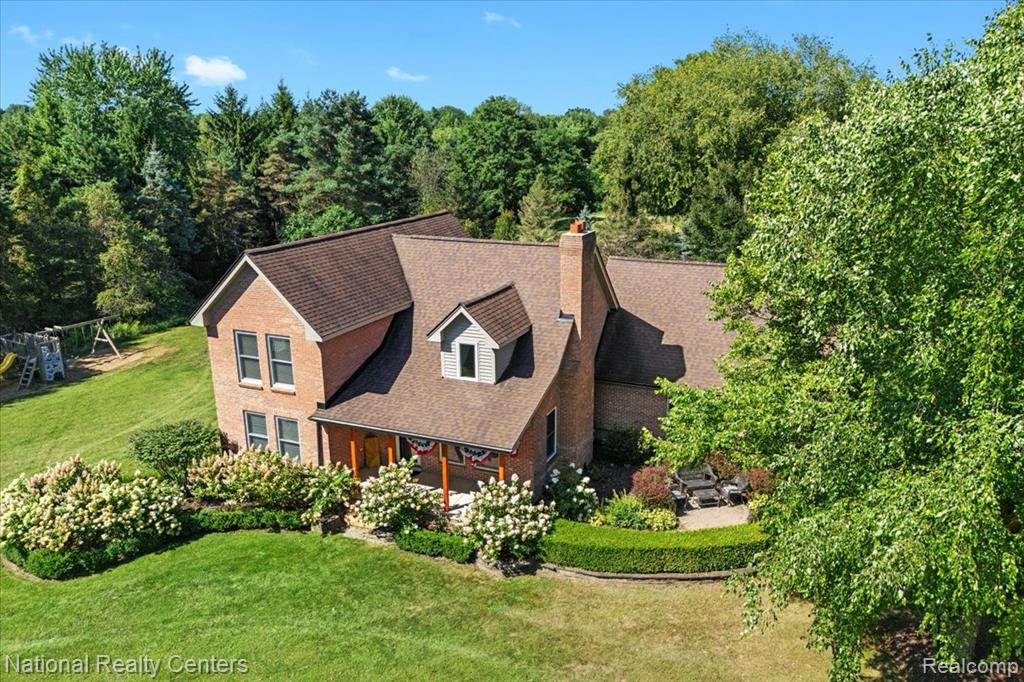 4650 Cooley Lake Road, Commerce Twp, MI 48382 — Photo 38
