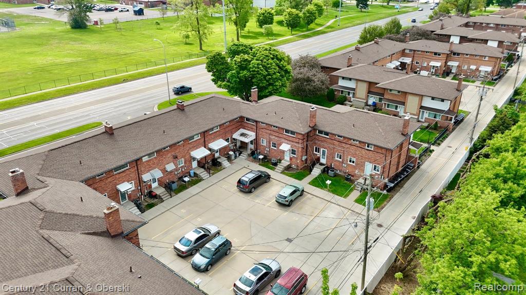 9917 MIDDLEBELT Road, Livonia, MI 48150 — Photo 32
