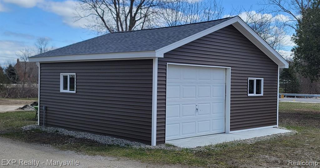6515 LAKESHORE Road, Burtchville, MI 48059 — Photo 5