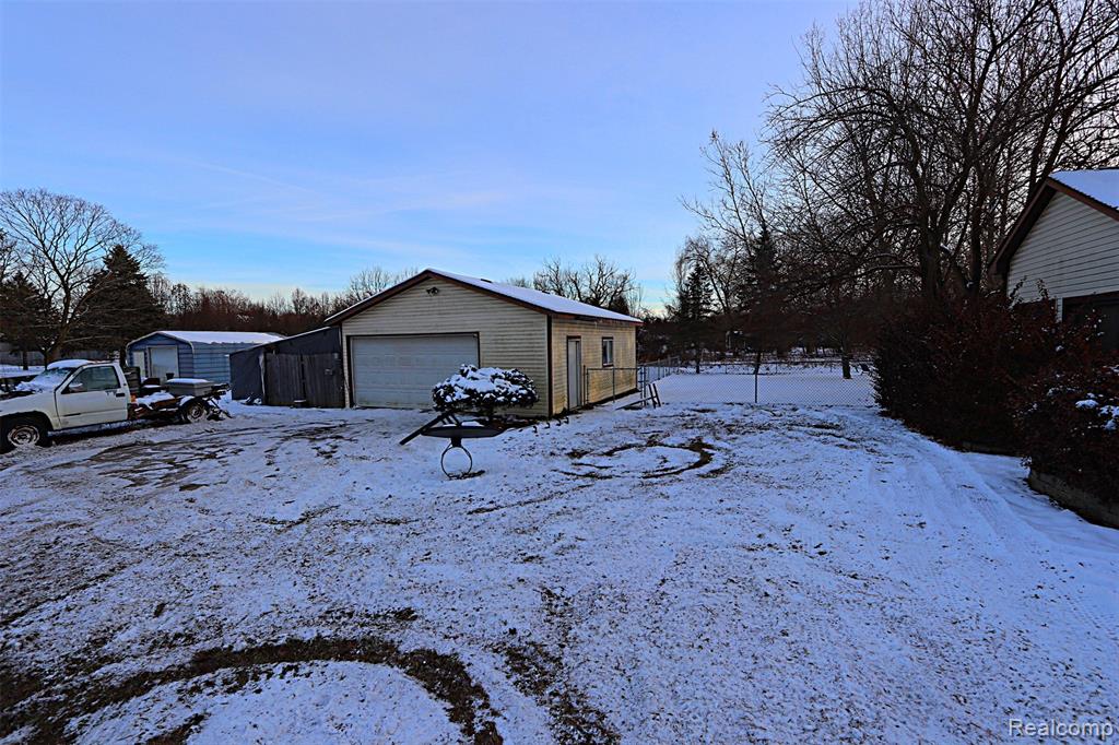 31657 Sibley Road, New Boston, MI 48164 — Photo 4