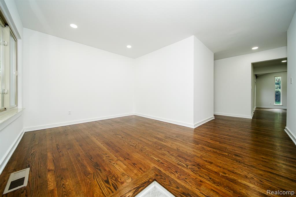 7382 Irongate Road, Canton, MI 48187 — Photo 12