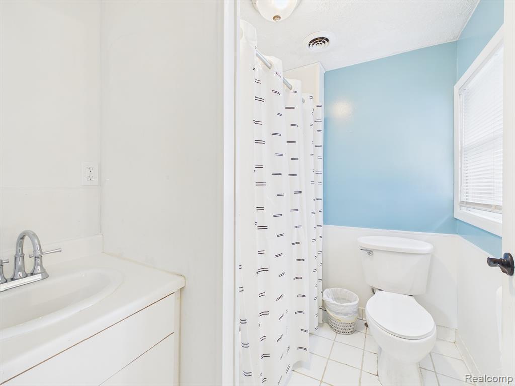 90 Scott Boulevard, Mount Clemens, MI 48043 — Photo 19