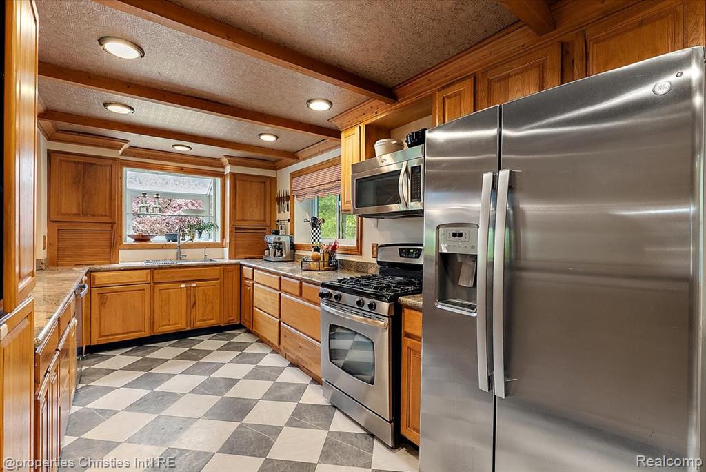 4880 Algonquin Boulevard, Clarkston, MI 48348 — Photo 16