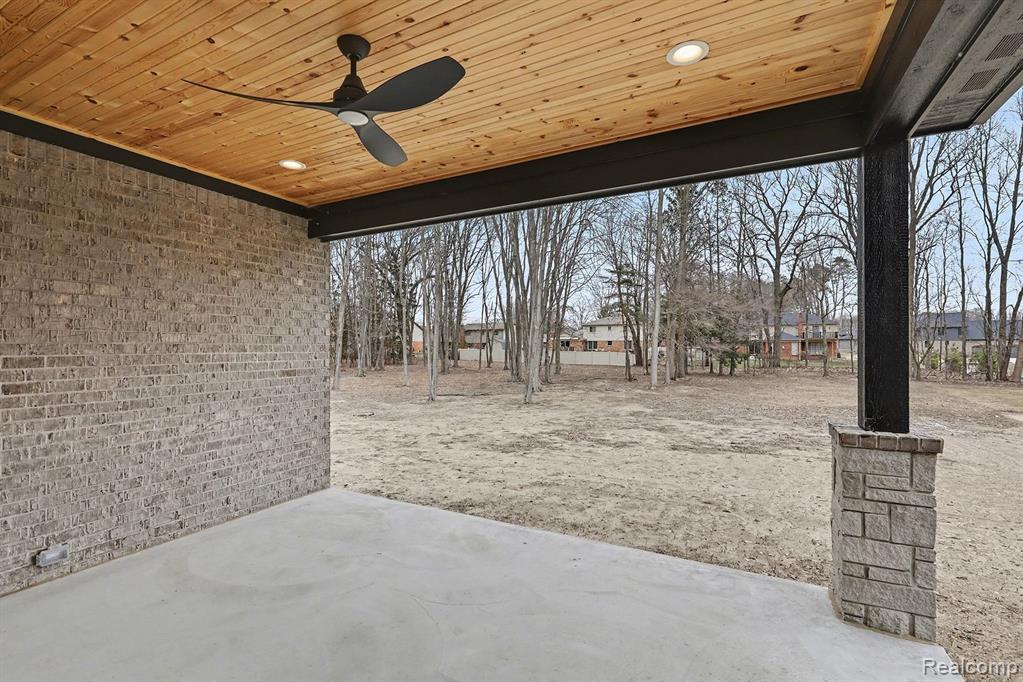 55390 Jewell Road, Shelby Twp, MI 48315 — Photo 32