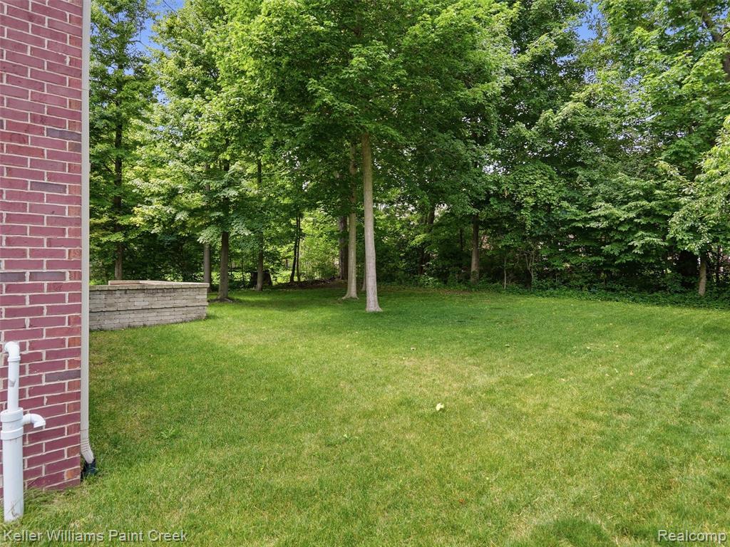 846 Monterey Lane, Rochester Hills, MI 48307 — Photo 40